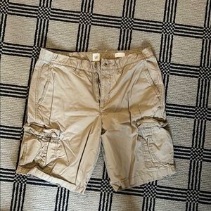 Men's Tan Cargo Shorts